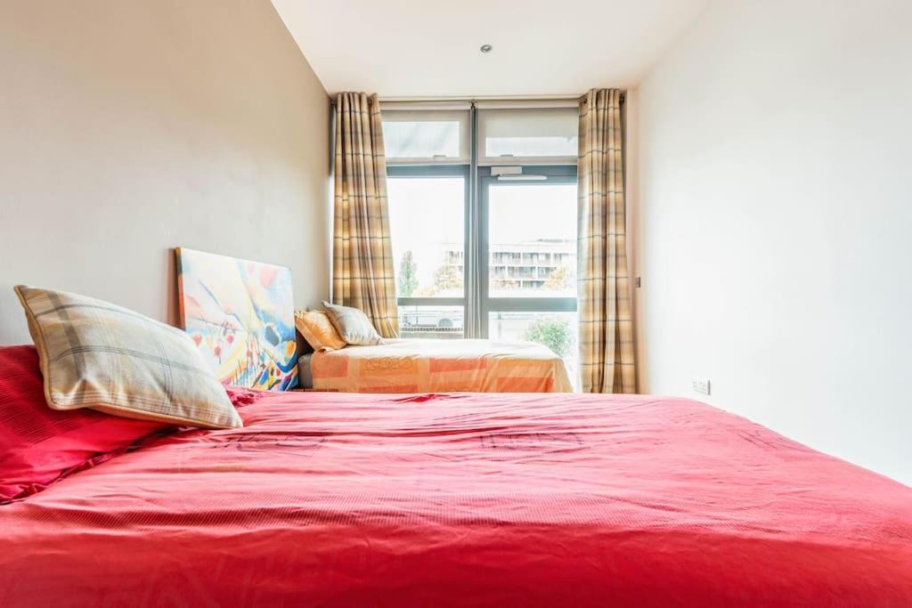 Apartamento Luxurious Flat Sunny, Quiet, Design, Lift, Balcony Londres Exterior foto